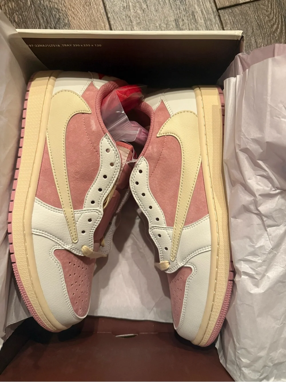 Travis Scott Jordan Retro 1